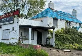 Eyesore pub abandoned for 10 years goes up for sale
