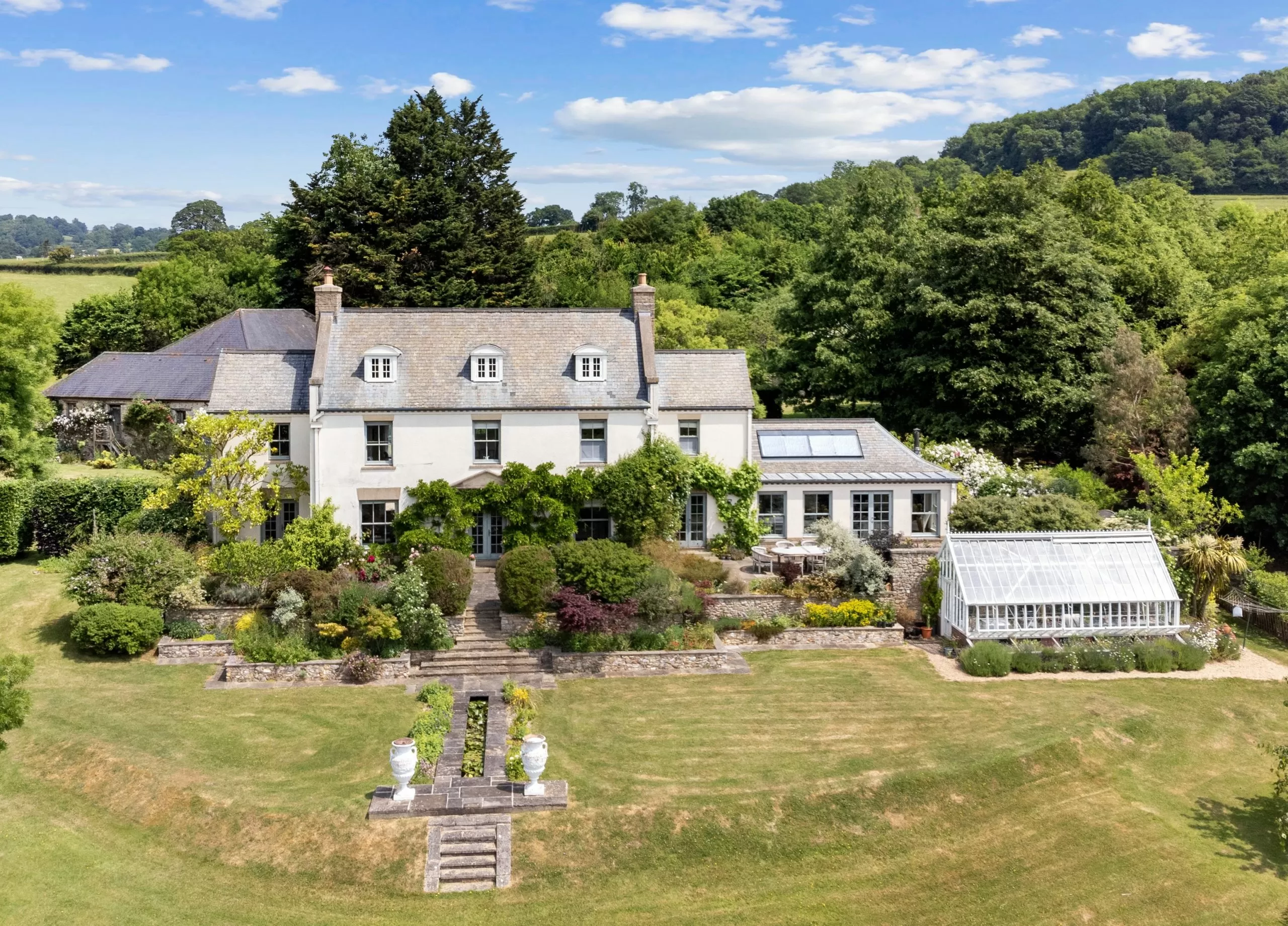 Post-Budget confidence lifts country house market, says Strutt & Parker