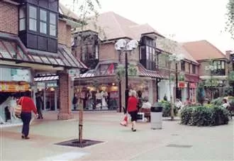 Final day for the once-buzzing shopping centre that had Next, Topshop and Boots