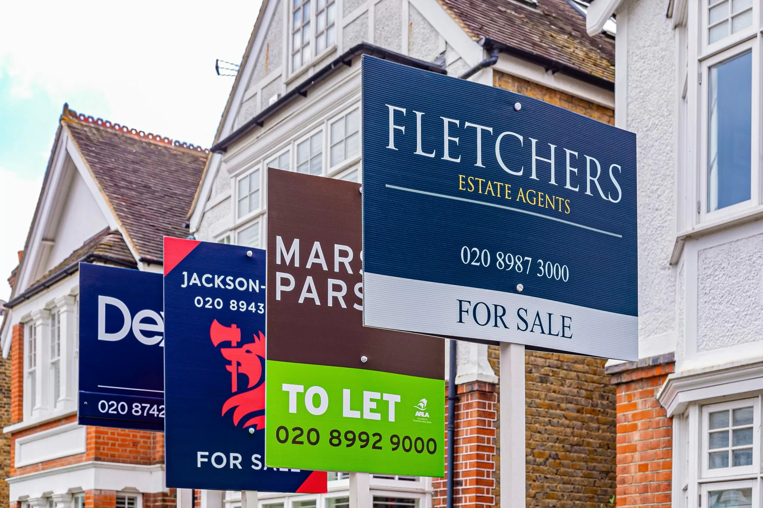 Is the traditional ‘for sale’ board on its way out?