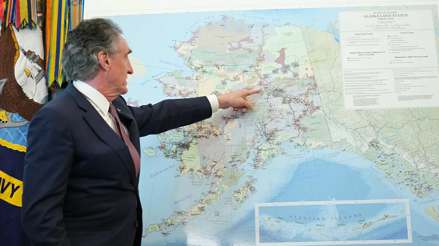 Trump administration weighs mining off Alaska's coast