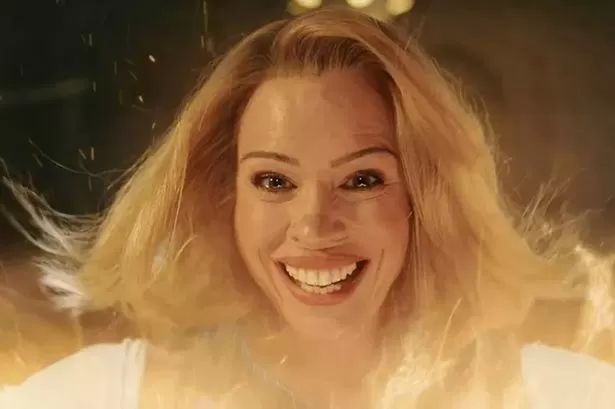 Doctor Who legend says 'I don't buy that' over Billie Piper Time Lord twist
