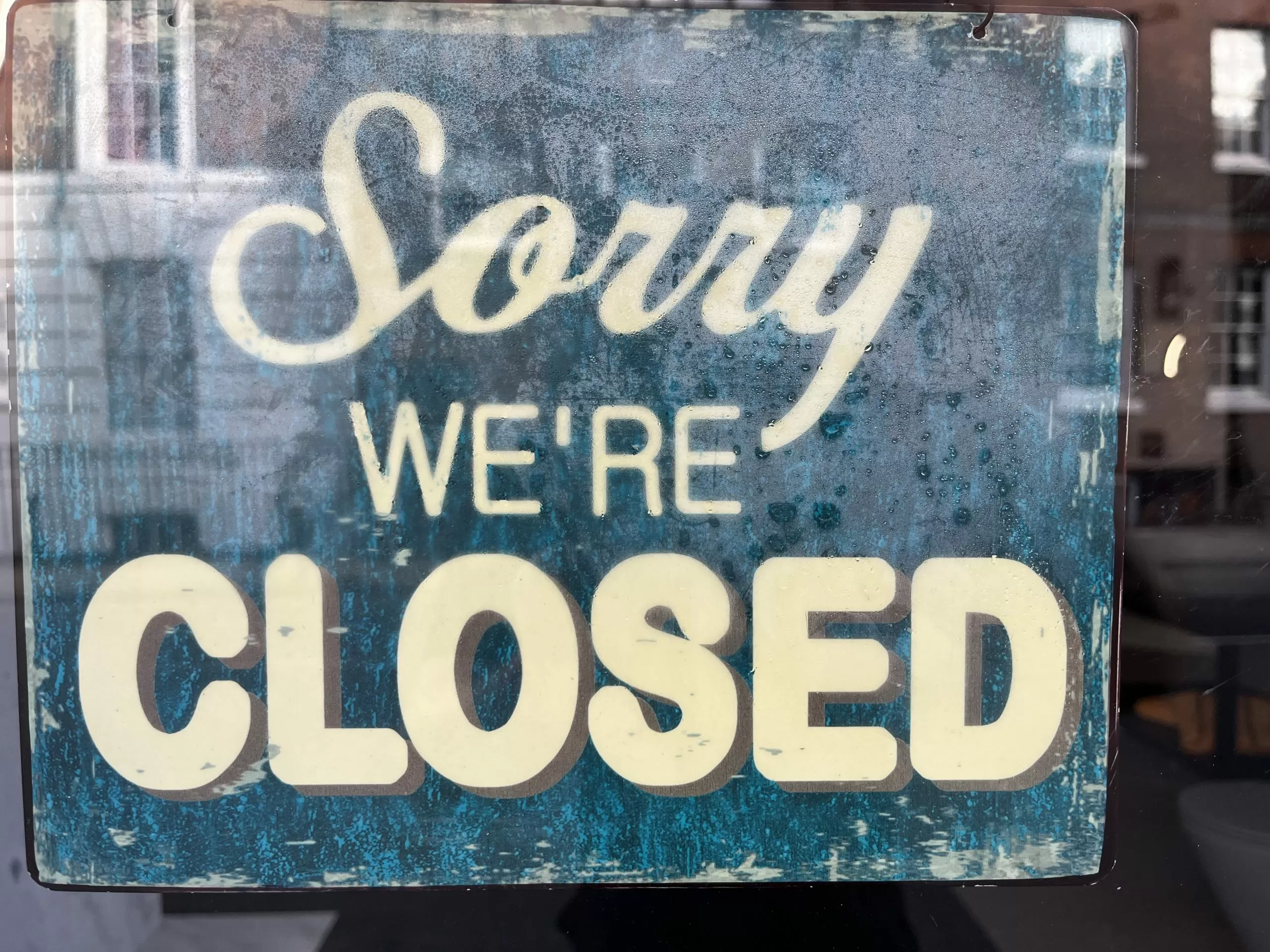 Firm’s sudden closure leaves buyers and sellers in limbo – advice issued