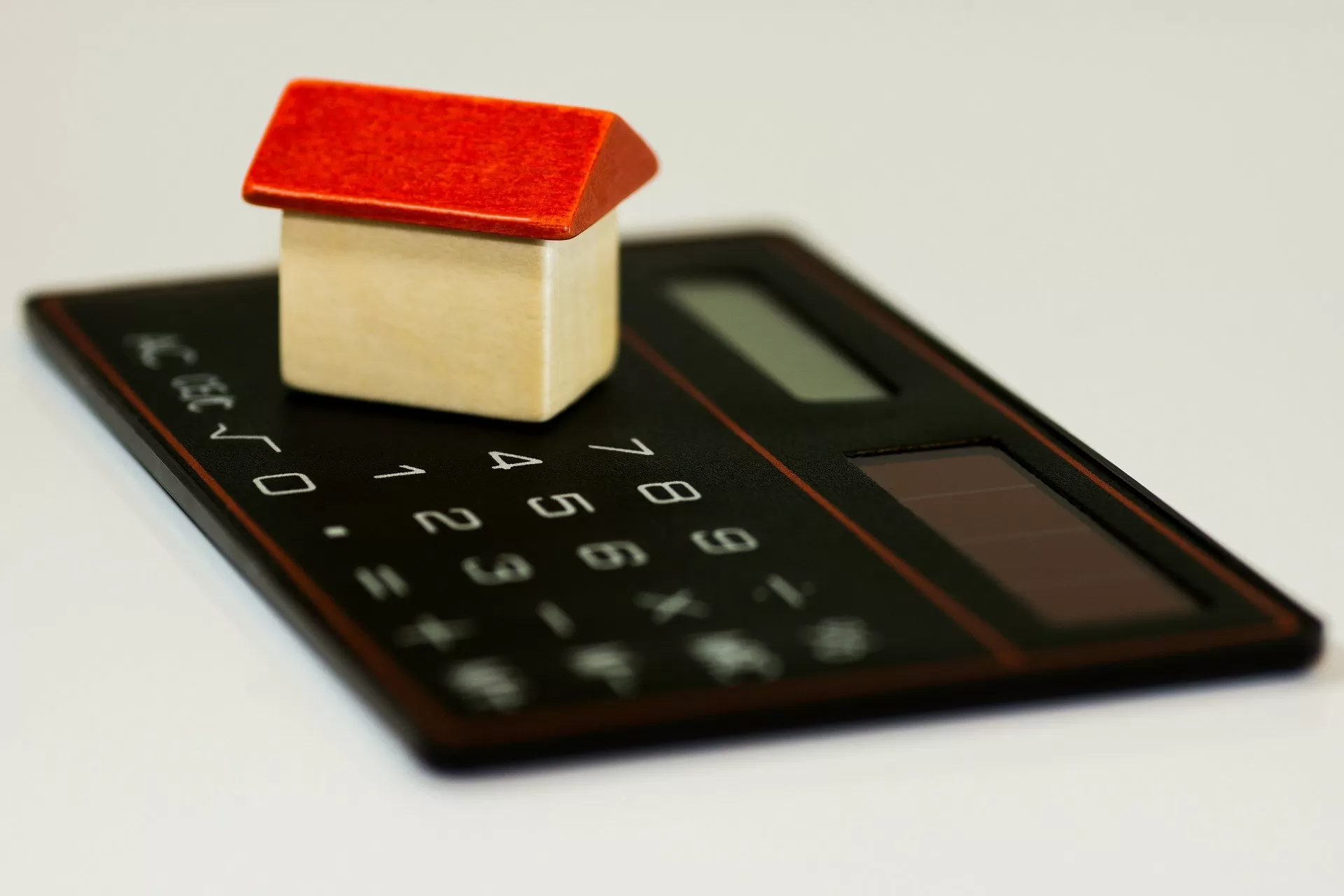 Homeowners gain equity, entry-level buyers still struggle